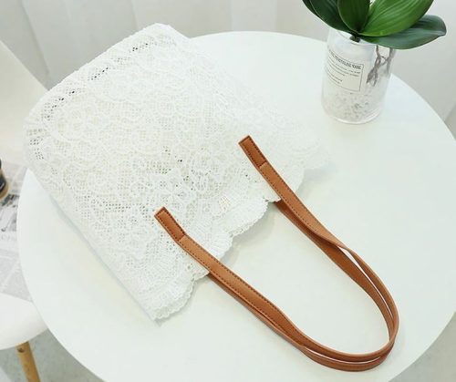 Gyönyörű csipke táska 