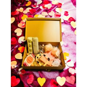   Babaköszöntő Ajándékcsomag - Baby Gift Box- Pink Pom-Pom