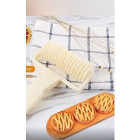 Tészta vágó és dísztő 