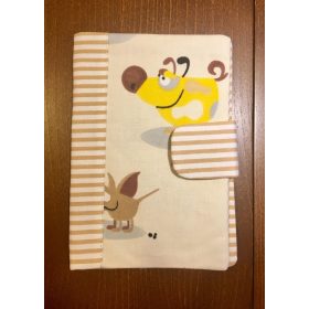 Barna csíkos kiskutyás- Egészségügyi kiskönyv borító