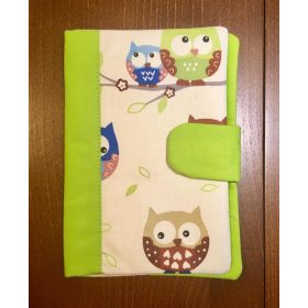 Zöld baglyos-Egészségügyi kiskönyv borító