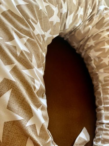 Kismama - baba párna Barna Csillagos