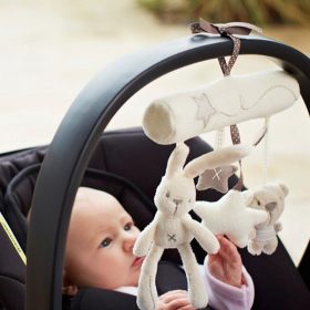 Nyuszis Csörgő babajáték 